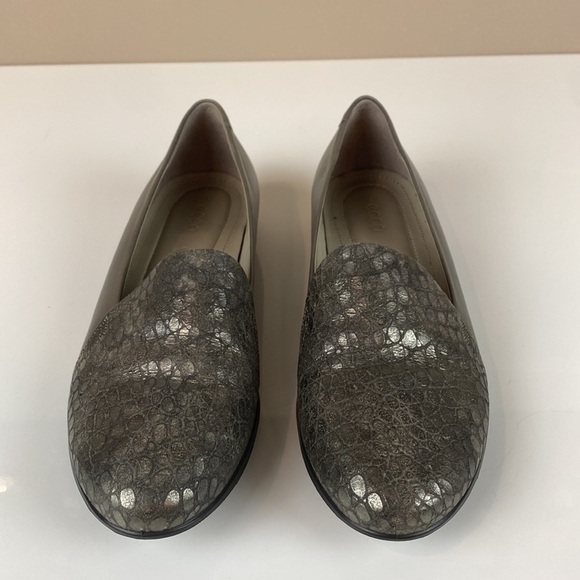 Ecco Ballerina Metallic Snake Embossed Leather Flats Size 37(6/6.5) - Picture 5 of 16